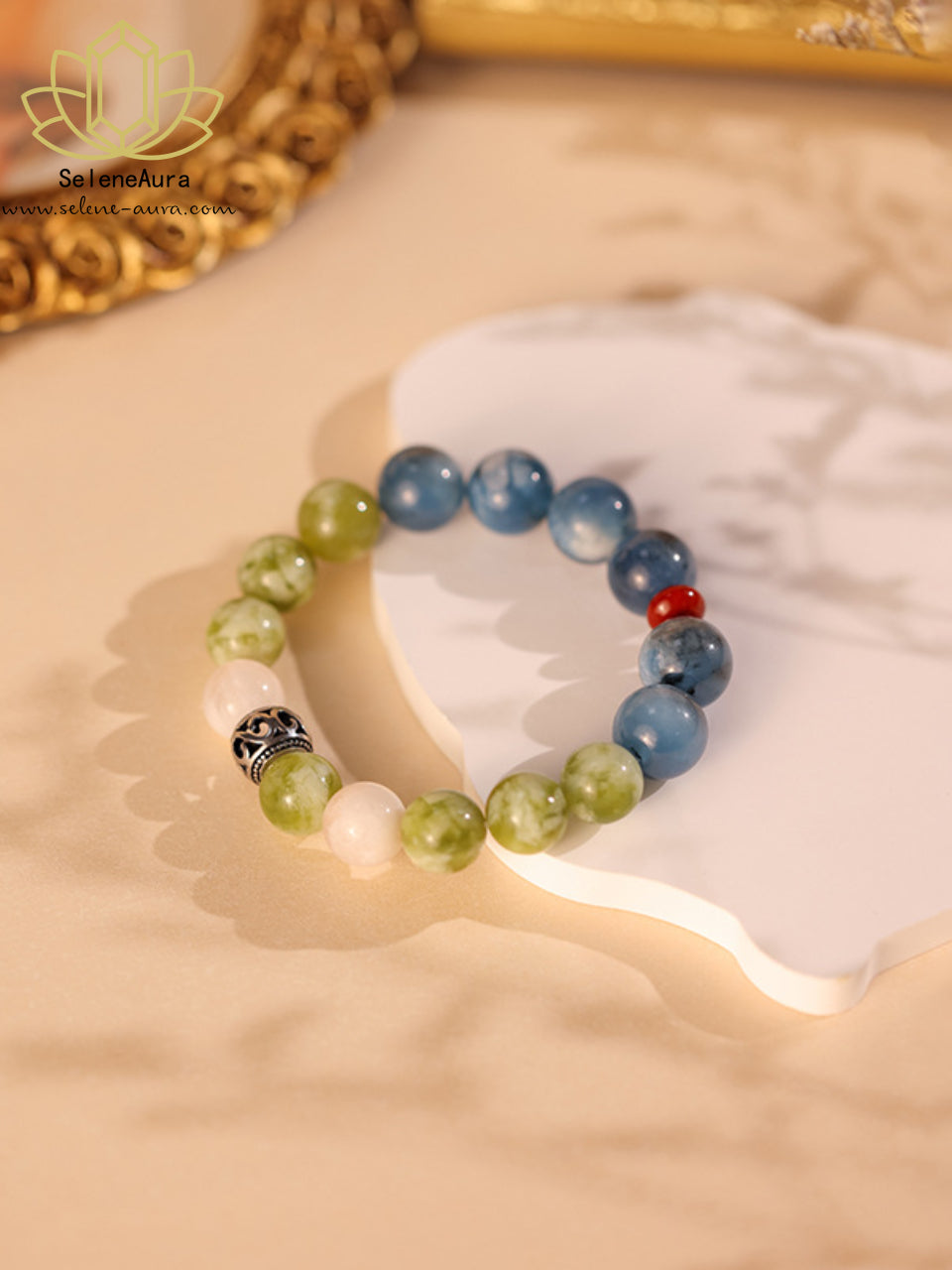Xiuyan-Trauben Milchschaum Armband | Vintage Aquamarin Jahresenergie | Schneequarz & Nan Hong