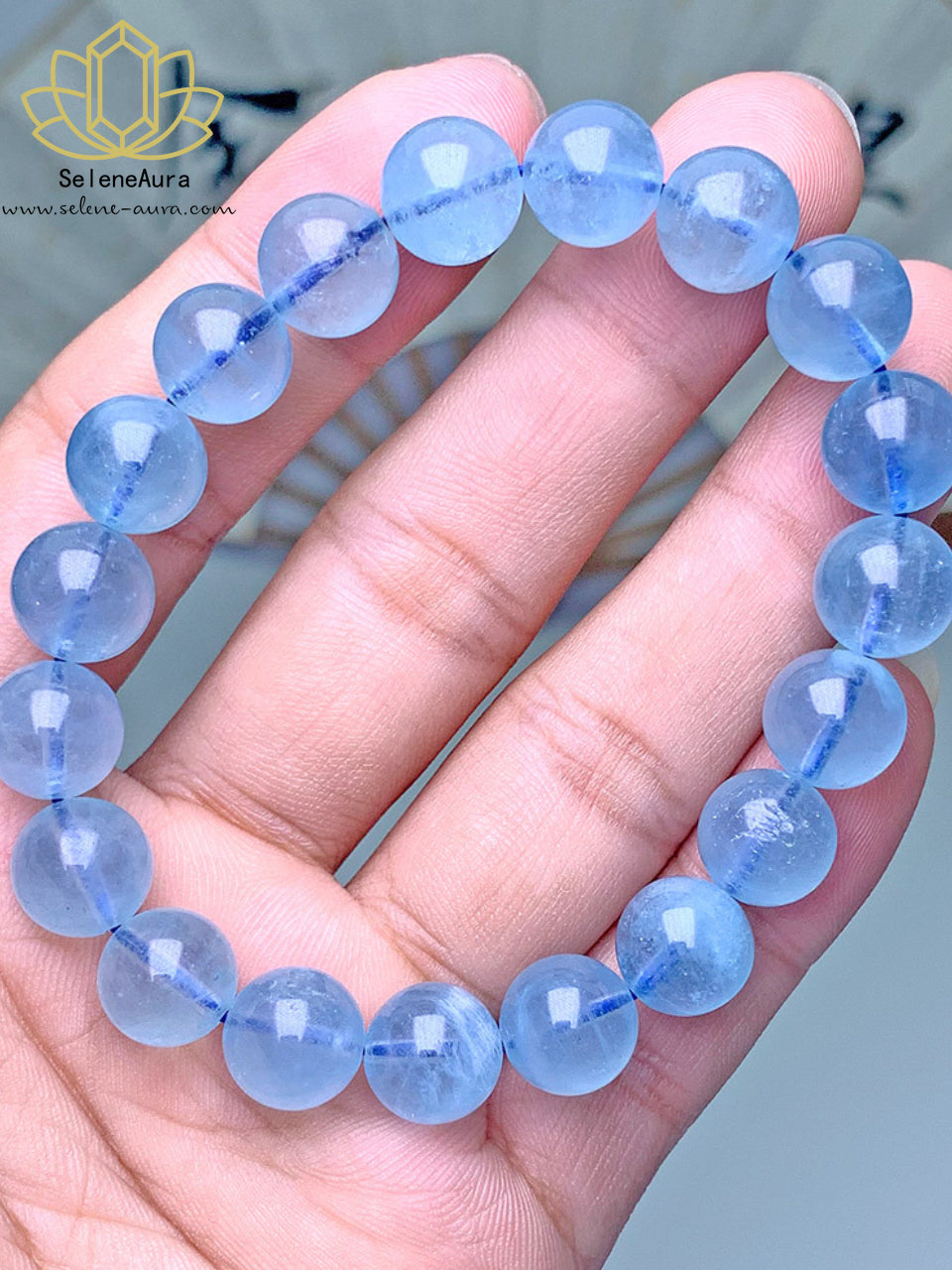 SeleneAura Brasilianischer Tiefblauer Aquamarin Armband Energieheilung Handpoliert