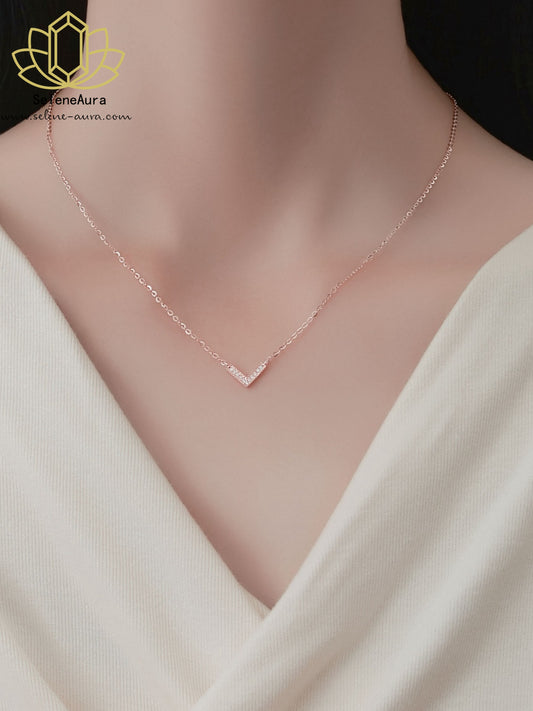V-förmiges Zirkonia Halskette S925 Silber Vollbesetzt | Koreanischer Minimalismus | Edles Statement-Schmuck