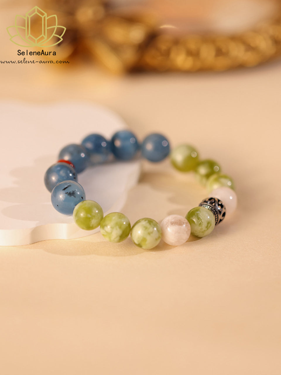 Xiuyan-Trauben Milchschaum Armband | Vintage Aquamarin Jahresenergie | Schneequarz & Nan Hong
