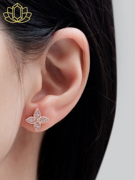 925 Silber Kleeblatt Ohrringe – Süße Blumen-Ohrstecker | SeleneAura