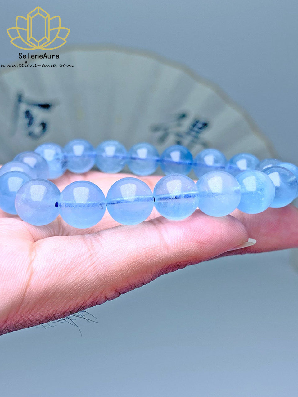 SeleneAura Brasilianischer Tiefblauer Aquamarin Armband Energieheilung Handpoliert